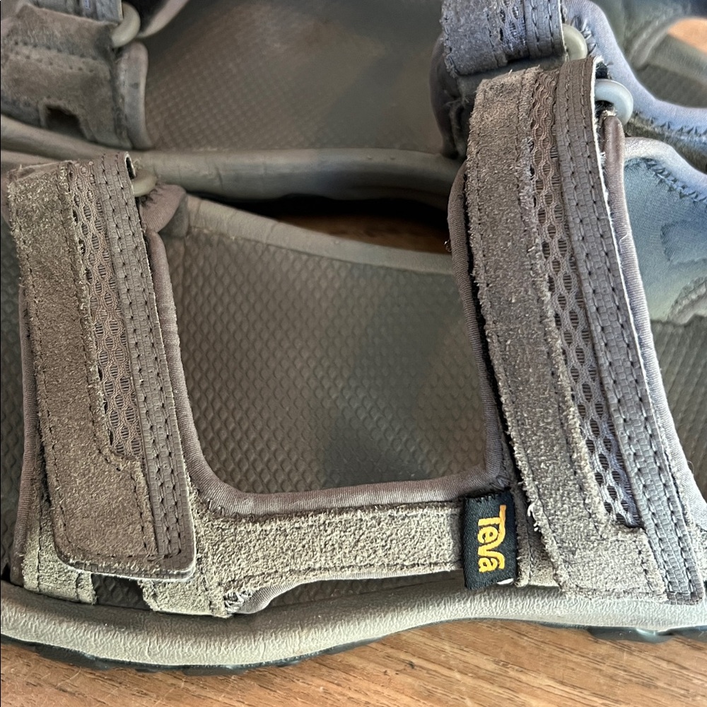 Teva Sandals US 9‎ EU 42 Gray - Picture 10 of 12